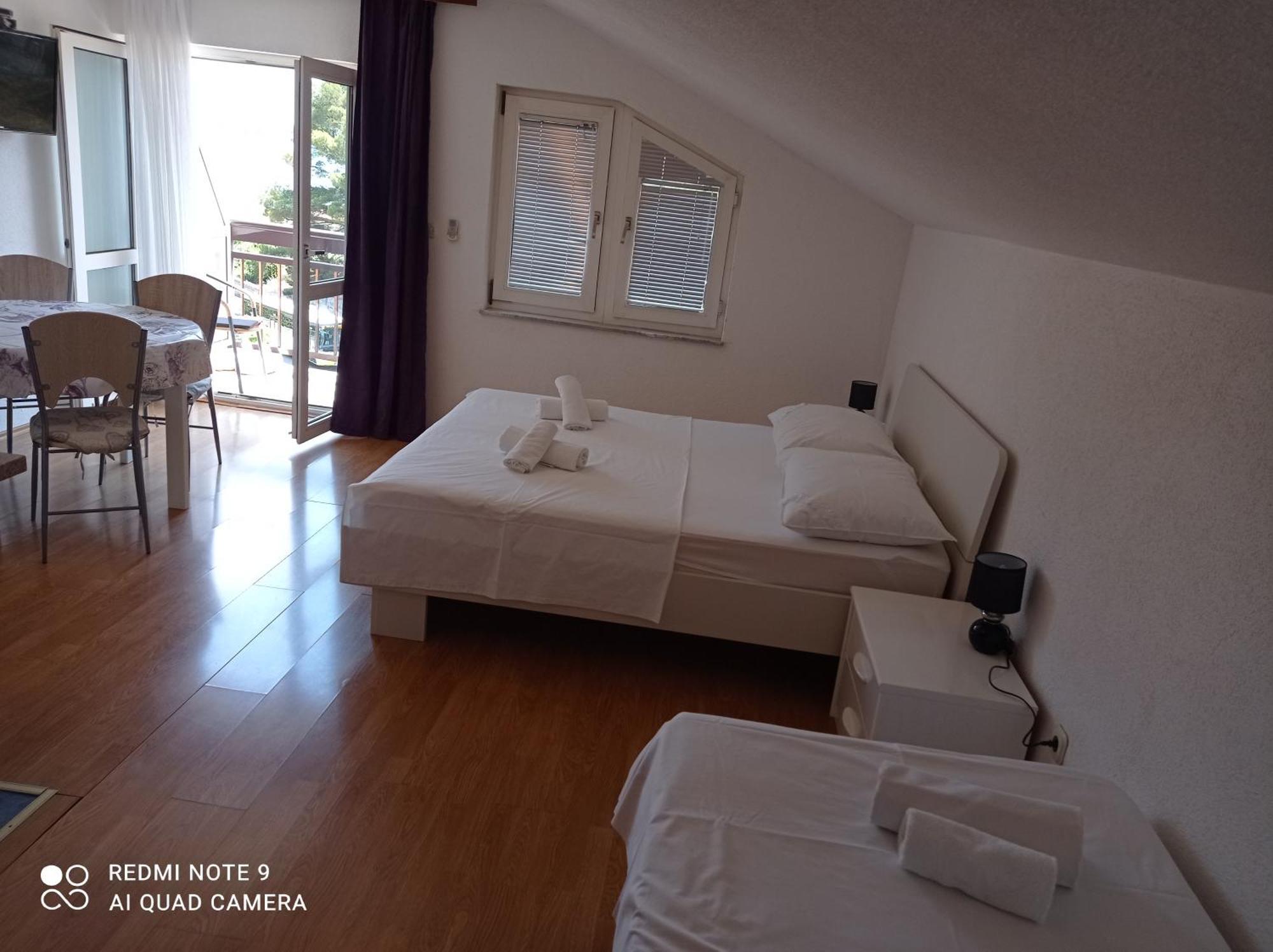 Apartments Mihovil Omiš Chambre photo