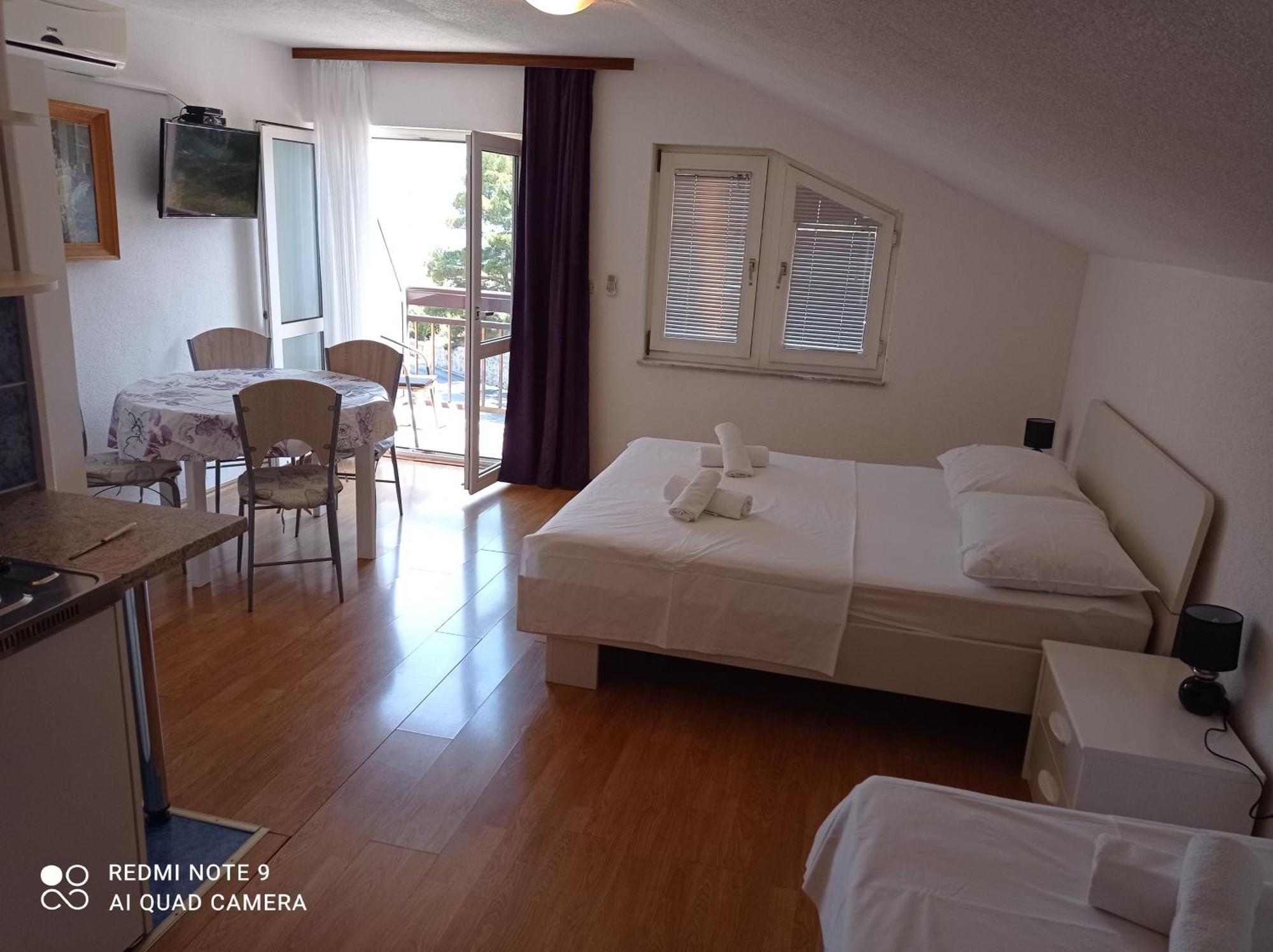 Apartments Mihovil Omiš Chambre photo
